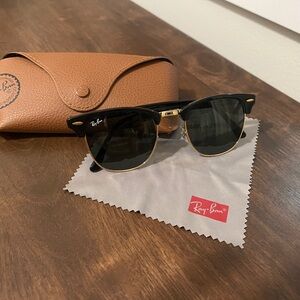 Ray-Ban Clubmaster Classic Black and Gold Sunglasses